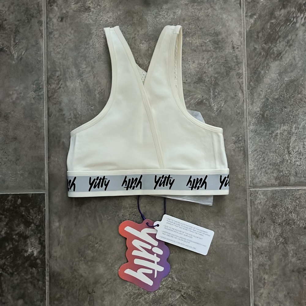 Yitty XS Sports Bra - Picture 3 of 5